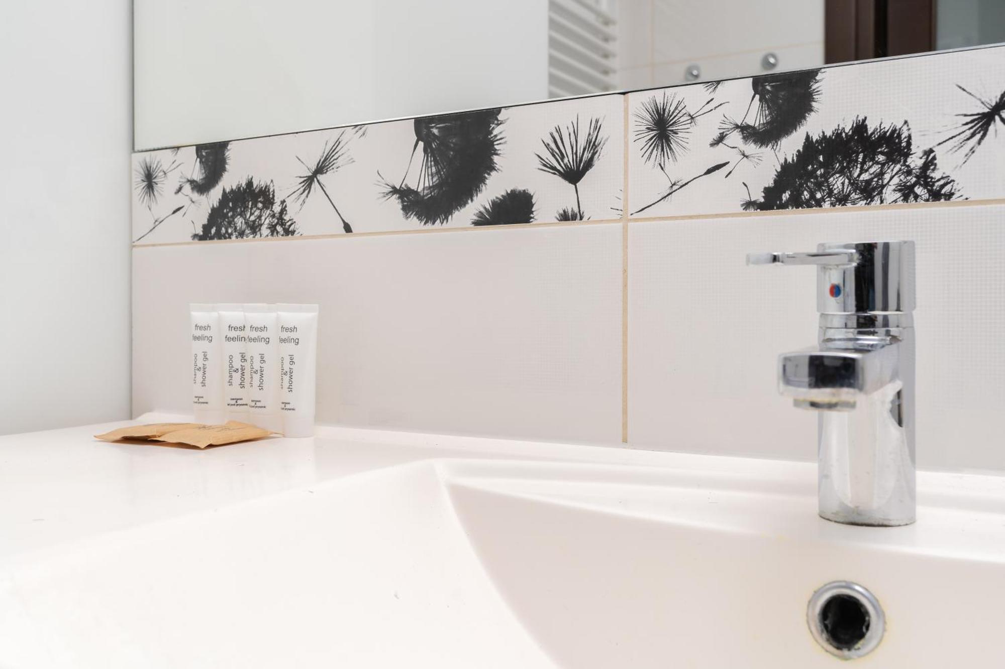 Angel City Cosy Apartment Krakow Luaran gambar
